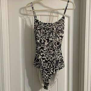 aerie Black & White Abstract Animal Print Ribbed One-Piece Swimsuit